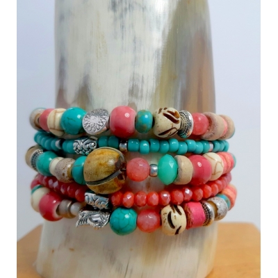kralenarmband in vintage coral red/ turquoise kralenarmband in vintage coral red/ turquoise